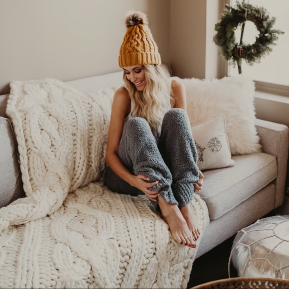 CLEARANCE-FIRM‼️Plush Pants - Picture 3 of 8